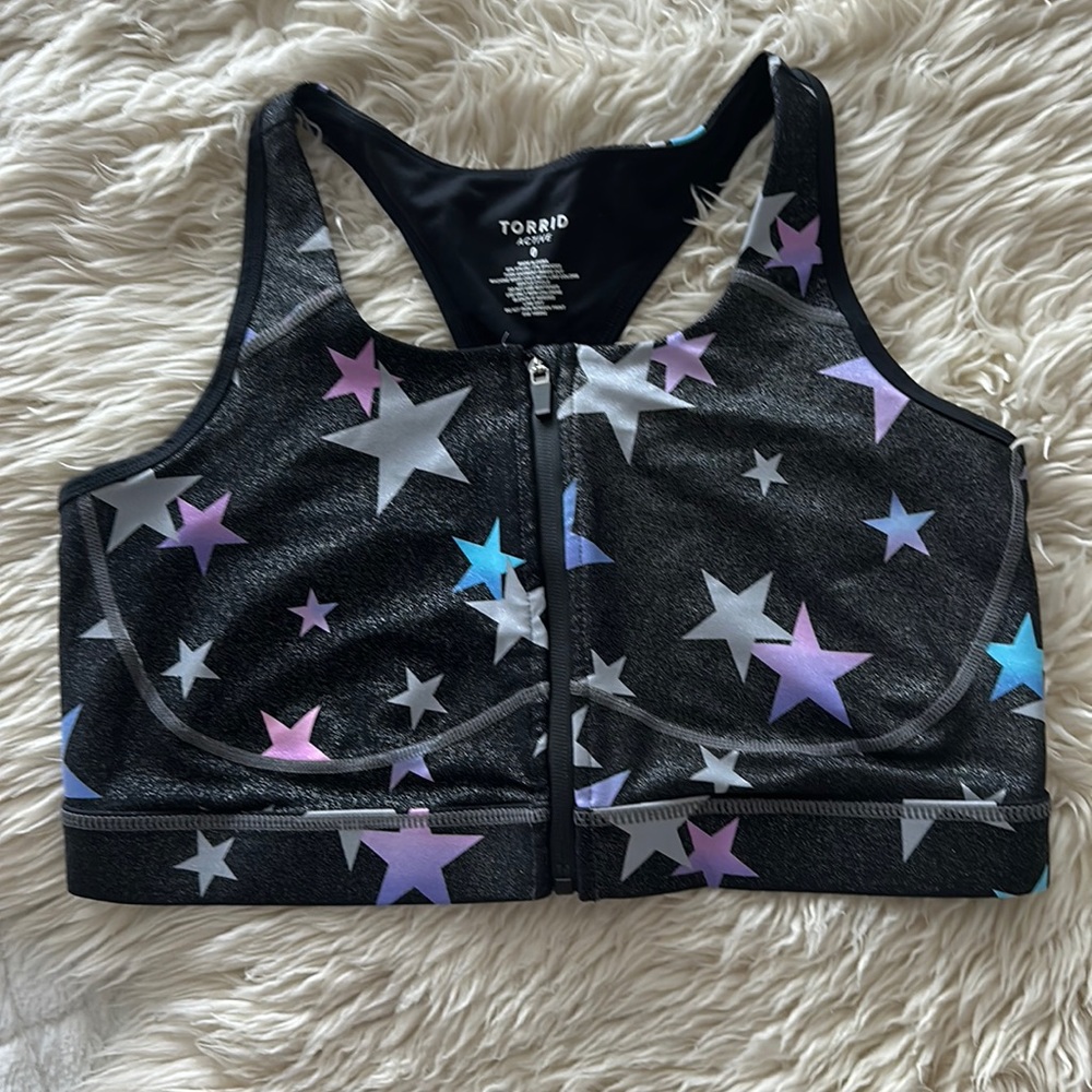 Torrid Active sports bra, NWOT, size 0.